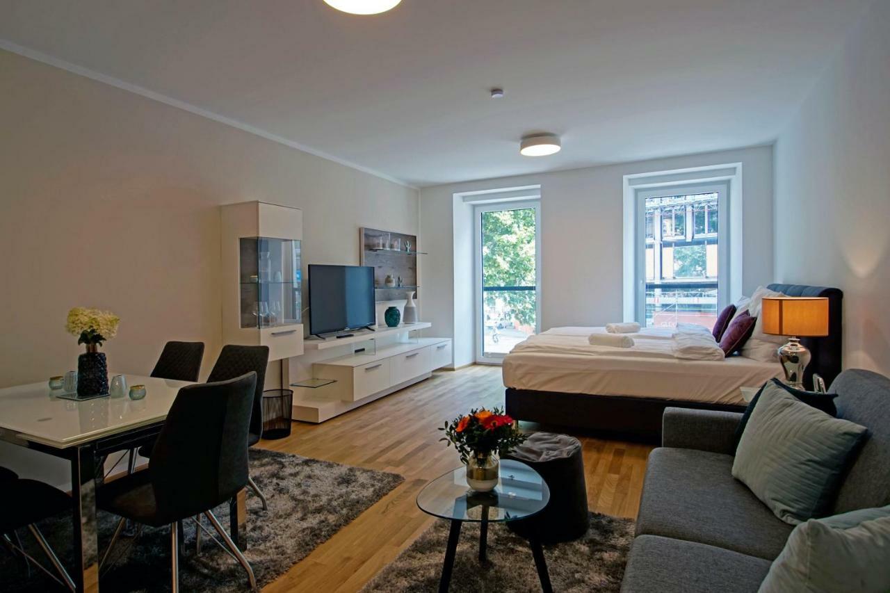 English Theater Apartment At Rathaus Bécs Kültér fotó