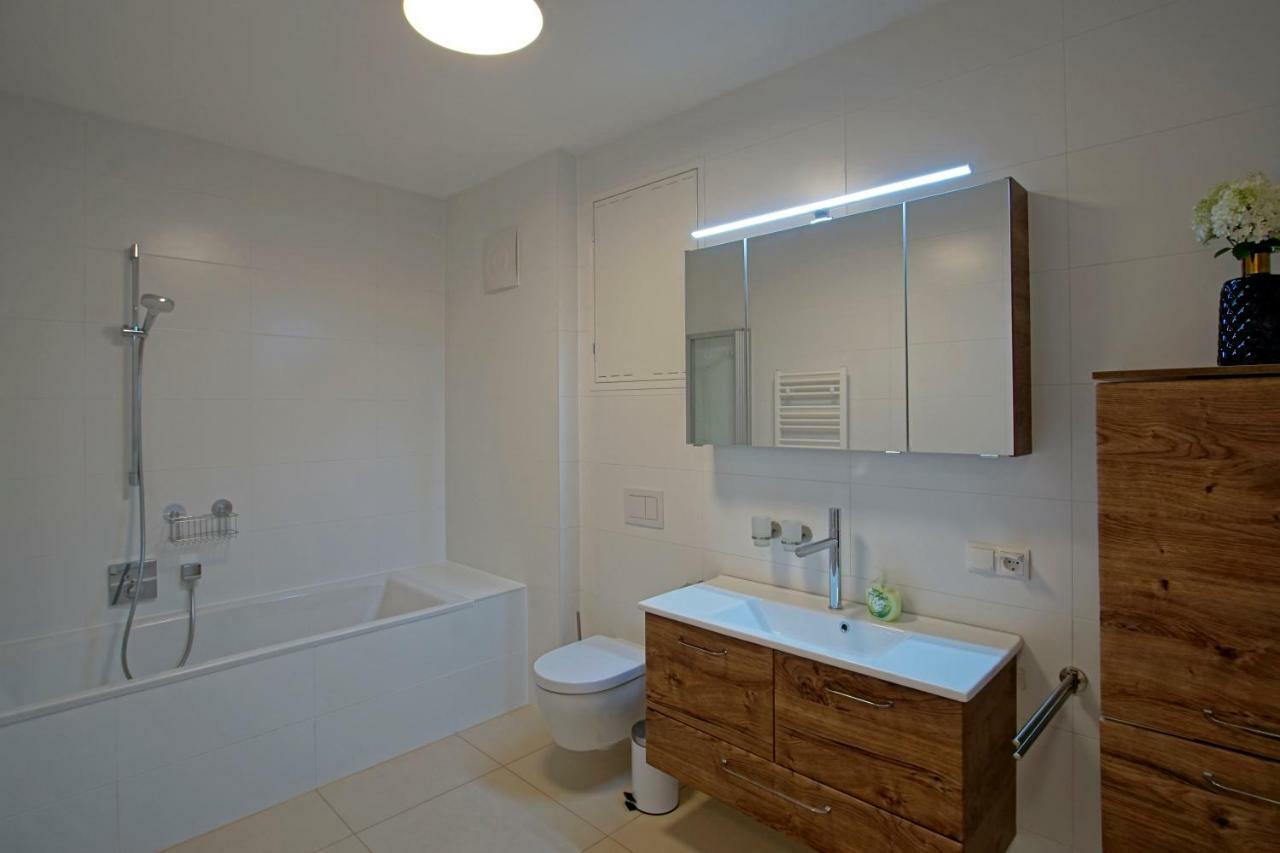 English Theater Apartment At Rathaus Bécs Kültér fotó